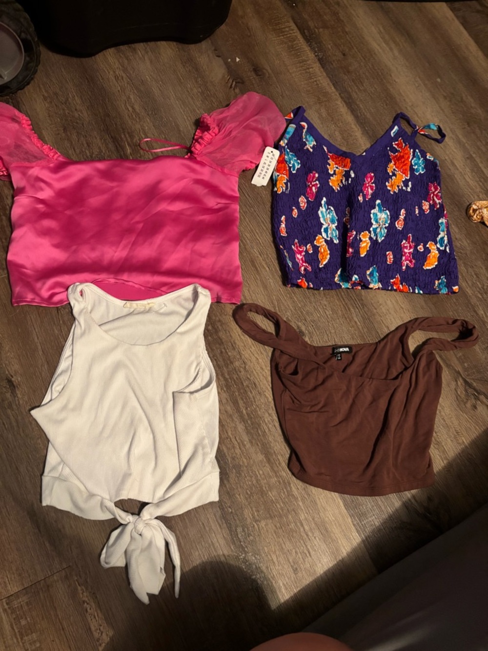 Women’s tops